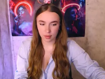 _julianaini_ Image 5