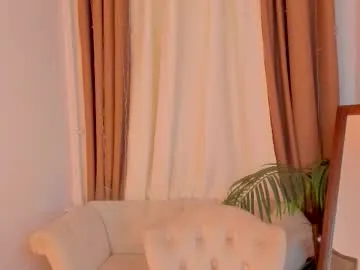 _violet_mills_ Image 14