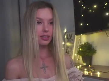 agent_blonde Image 16