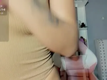 alana_ponse Image 12