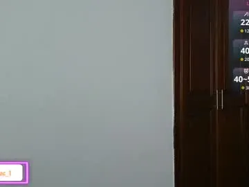 alecadrews_ Image 16