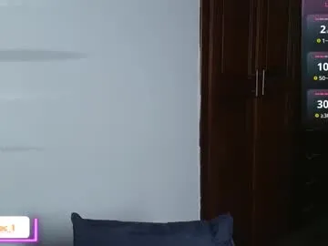 alecadrews_ Image 17