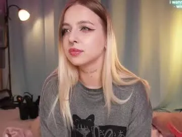 alice_halle Image 13