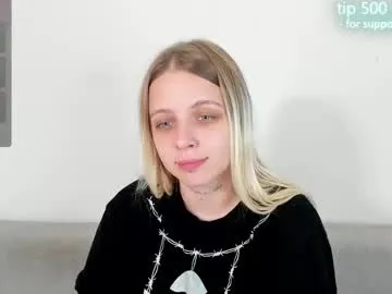 alice_halle Image 16