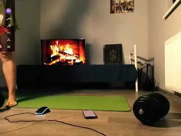 aliceturnon Image 13