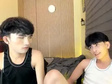 alluring_alpha Image 12