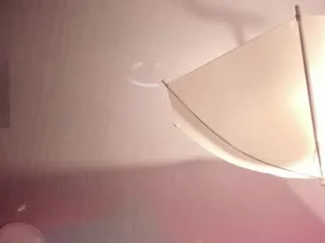 amara_lewiis Image 18