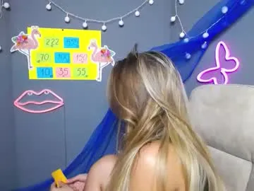 anastacyyellig Image 15