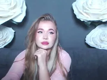 anastacyyellig Image 2