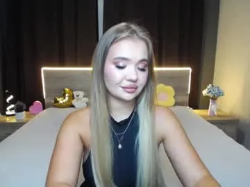 anastacyyellig Image 5