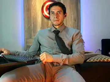 andrew_elliot Image 19