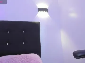 anniie_evans1 Image 18