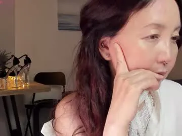 avroraromance Image 3