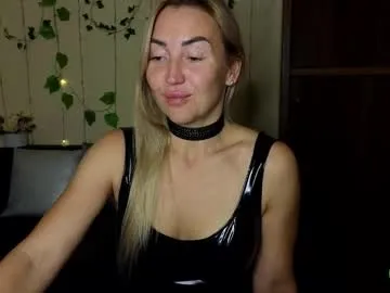 ay_kiss_jully Image 18