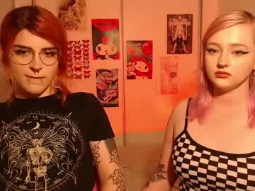 chloe_levine's Thumb Image