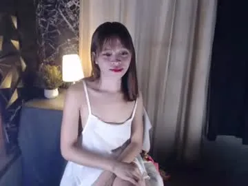 christin_gray Image 14