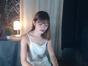 christin_gray Image 4