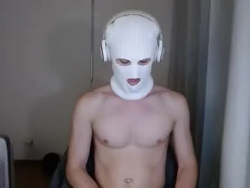 conor_and_chester Image 13