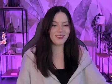 coralinekeyns Image 16