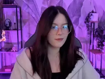 coralinekeyns Image 19