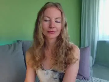 cuddle_kitten Image 4