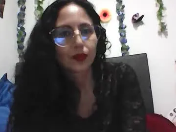 curlybutterfly's Thumb Image