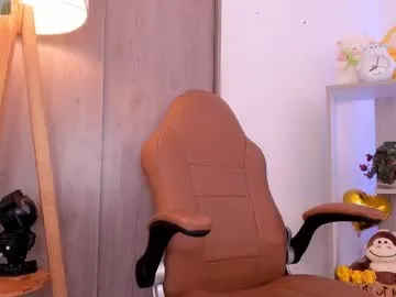 daniellerose_ Image 2