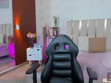 daphnne_tay Image 12