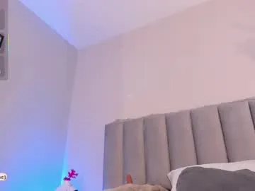 emely_deluxe Image 10