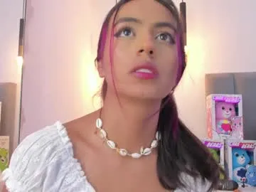 emilyy_bank Image 12