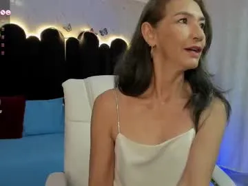 emma_mendoza Image 17