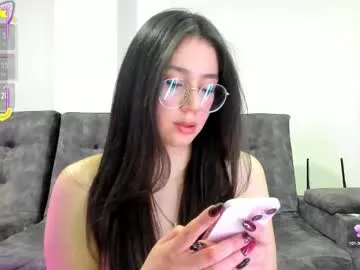 emma_sandovaal Image 15