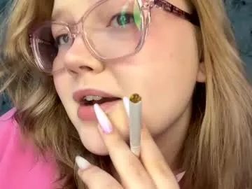 eva_kittenn's Thumb Image