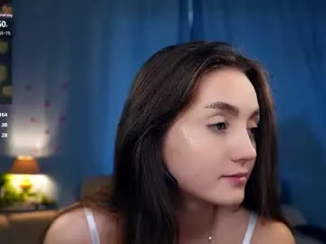 falineellson Image 10