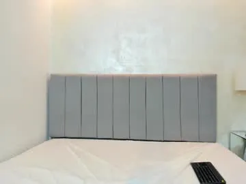 felicia_whitee Image 13