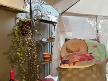 gl1tter_barbie Image 10