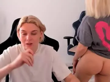 hottyblonds Image 12