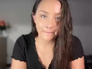 iamcrystalann Image 18