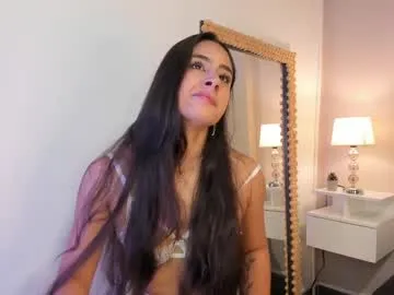 julia_martinezz_ Image 8