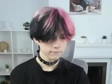 justin_twinkboy Image 15