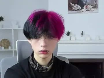 justin_twinkboy Image 7