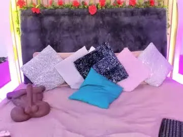 karla_gonzaless Image 6