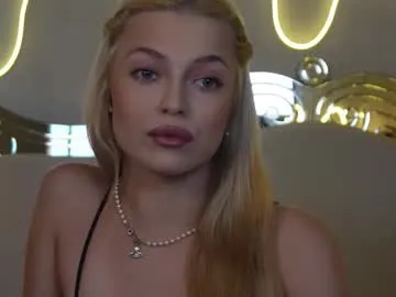 kelly_peachpiee Image 17