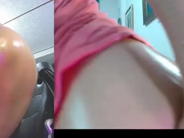 kelly_squirting Image 2