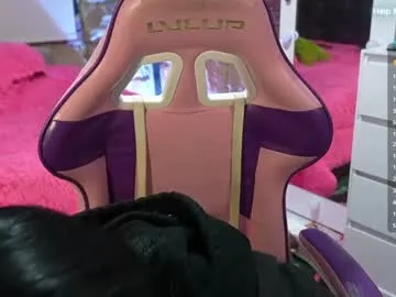 kikilepetite Image 7