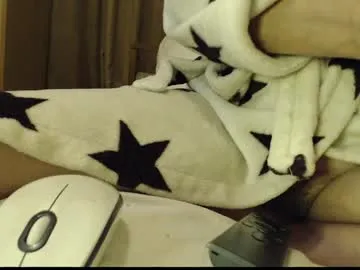 laralhotr's Thumb Image