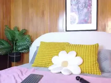 laura_dicardy Image 6