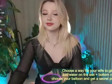 laurawifeness Image 18