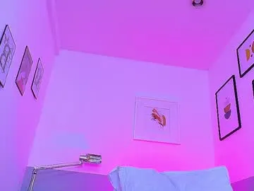 littlee_emilyy_ Image 6