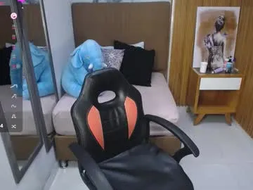 lorenadavies Image 7